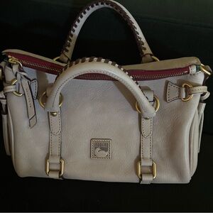 Dooney & Bourke Cream oyster mini Satchel 8L979 OY
